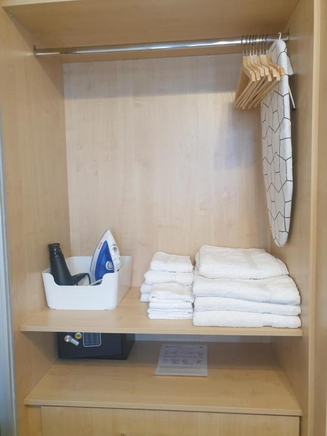 London Luxury Apartments 4 Min Walk From Ilford Station, With Free Parking Free Wifi المظهر الخارجي الصورة